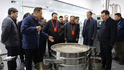 热烈欢迎驻卫辉新乡市人大代表莅临高服机械视察工作